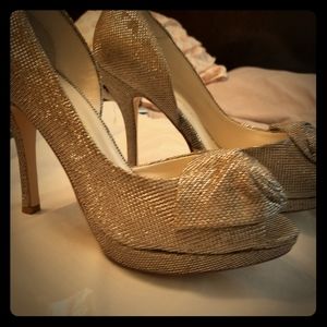 5 Likes & 5 Shares for 5 Likes & Shares